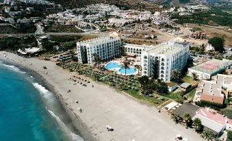 Ona Marinas de Nerja Spa Resort