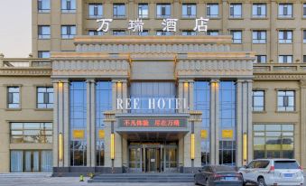 Ree Hotel