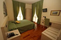 Hotel Fioroni