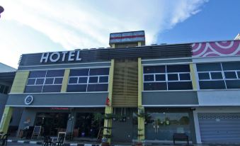 Nida Rooms Seri Iskandar Elegance at Hotel Amigo
