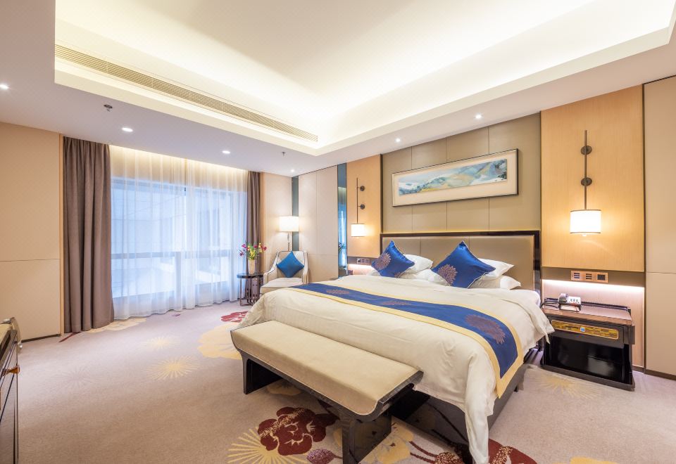 行政套房-俯瞰豪華園林美景