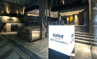 Hotel the Grandee Shinsaibashi