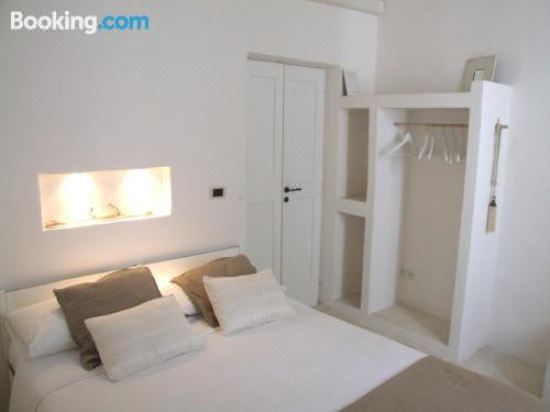 带窗户的双人间