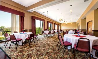 Grand Plaza Hotel Branson