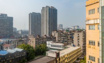 Lavande Hotel (Wuhan Zhongshan Road Liuduqiao Metro Station)