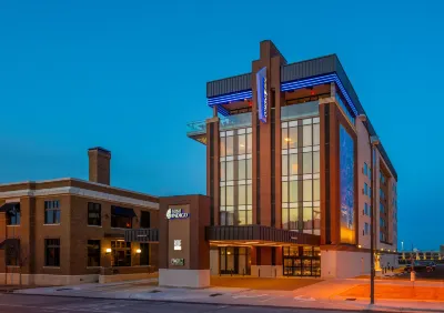 Hotel Indigo TULSA DWTN-ENTERTAINMENT AREA by IHG Hotel a 