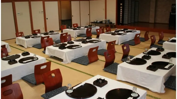 料亭・旅館 半月庵 食事・レストラン