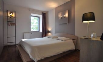 Auberge de Vazerat - Housity