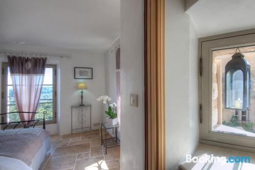 两卧室联排别墅