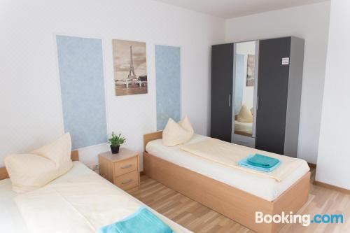 双人间或双床间