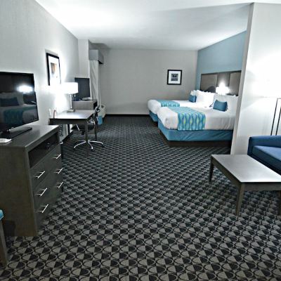 Suite-2 Queen Beds, Non-Smoking, Pillow Top Mattress, High Speed Internet Access, Microwave, Refrigerator, Sofabed
