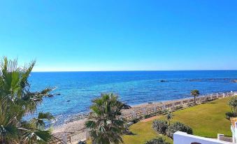 Playa Lucera 3 Bedroom Apartment with Open Sea Views from it's 2 Terraces