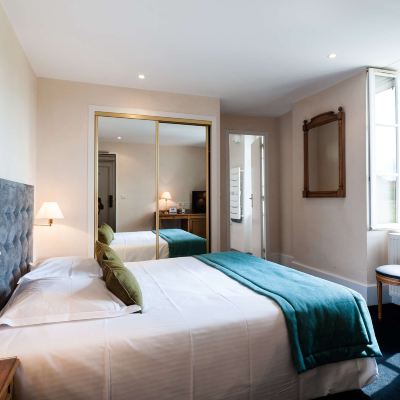 Standard Double Room Chateau de Saulon Promo Code