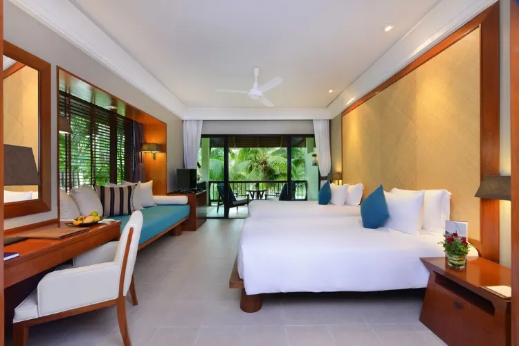 Garden Pavilion Twin Room - Free Airport Shuttle
