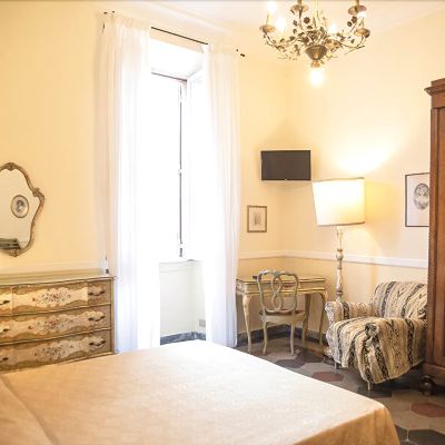 Double or Twin Room with Extra Bed and City View (Veneziana)