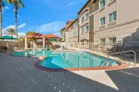 La Quinta Inn & Suites by Wyndham Phoenix I-10 West