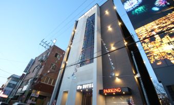 Changwon Myeongseo-Dong No. 25 Hotel Convention Branch