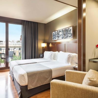 Triple Room Acta Splendid Promo Code