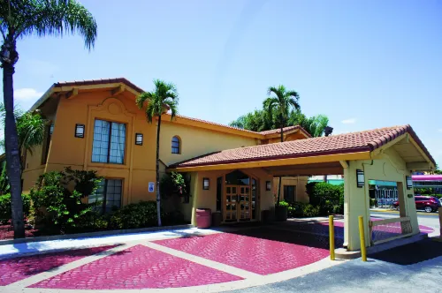 Baymont by Wyndham Fort Myers Central