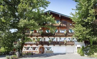 Landsitz Romerhof - Hotel Apartments