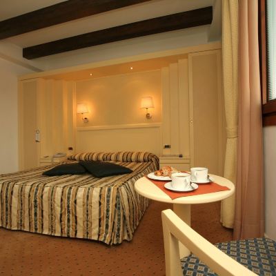 Classic Triple Room Hotel Giudecca Venezia Promo Code