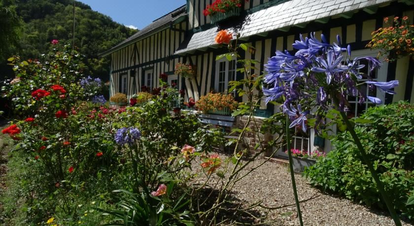 Chambre d'hôtes Au Fil De L'eau - Housity