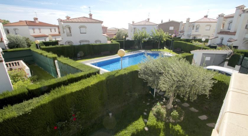 三卧室联排别墅