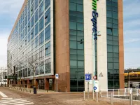 Holiday Inn Express AMSTERDAM - SLOTERDIJK STATION by IHG
