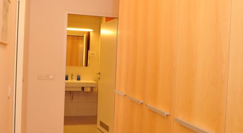 一室房（带阳台）