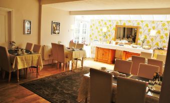 Dexby Town House - Housity