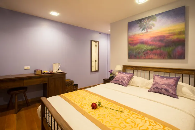 ห้องสแตนดาร์ด เตียงใหญ่ 1 เตียง