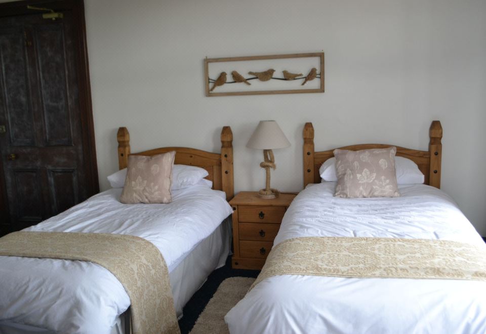 Redhall Arms Hotel
