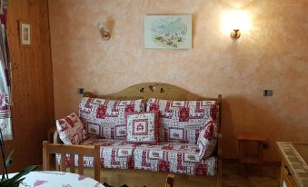 Studio in Les Gets, with Wonderful Mountain View, Furnished Garden and Wifi - 300 m from The Slopes
