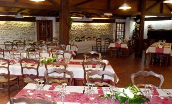 Au Relais Aspois Logis