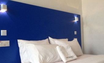 The Mulberry Hotel - Housity