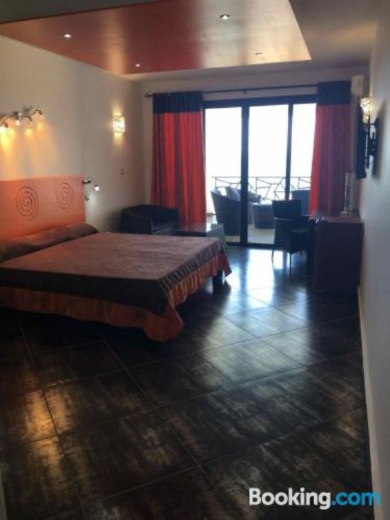 带海景的小型套房