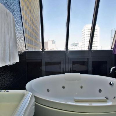 Double or Twin Room with Jacuzzi America Diamonds Hotel & Sushi Bar Promo Code