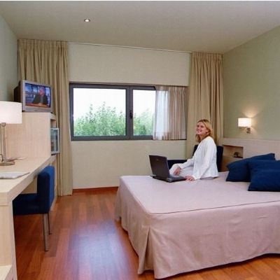 Superior Triple Room Hotel les Torres Promo Code