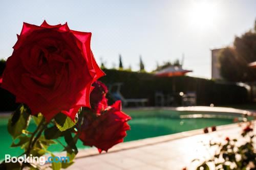 三卧室度假屋 - 带露台