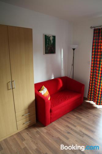 带阳台的三人房