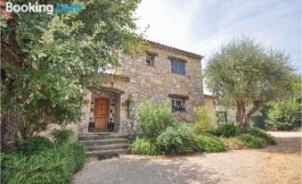 Stunning Home in Grasse with 3 Bedrooms, Outdoor Swimming Pool and Swimming Pool