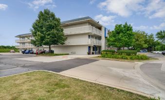 Motel 6 Rolling Meadows, IL - Chicago Northwest