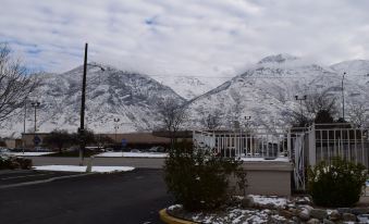 Little Suites Provo Extended Stay