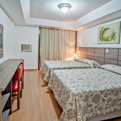Standard Triple Room (Twin+Double) Hotel Dan Inn Planalto Promo Code