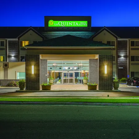La Quinta Inn & Suites by Wyndham Logan
