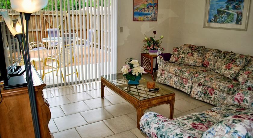 2Br/2BA Condo Sienna Park Apartment - Ground Floor