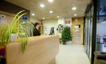 ibis Styles Pamplona Noain - Housity