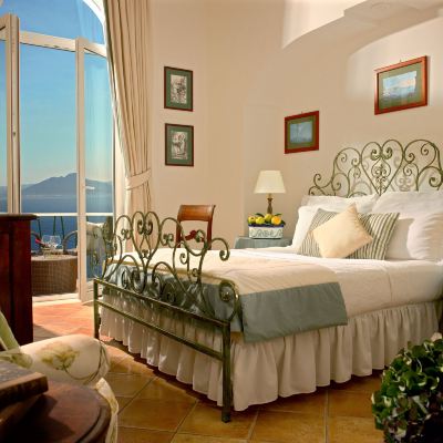 Deluxe Room, Sea View (Not Cliff Side)