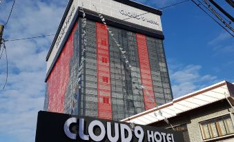Cloud 9 Hotel