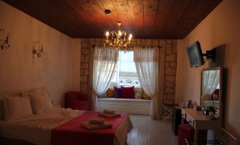 Begonvil Otel Alacati - Housity